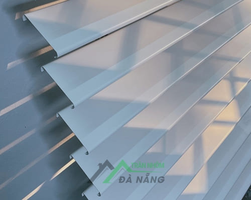 Lam chắn nắng 85C